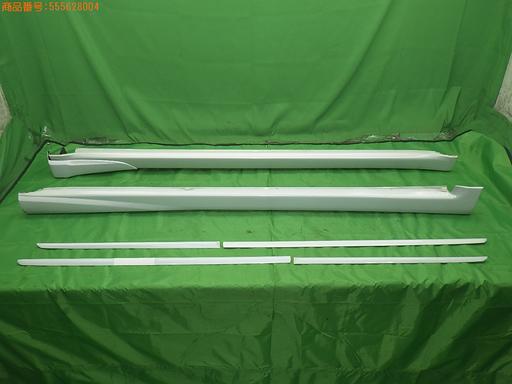 555628004　　クリックすると、もっと大きい画像を表示