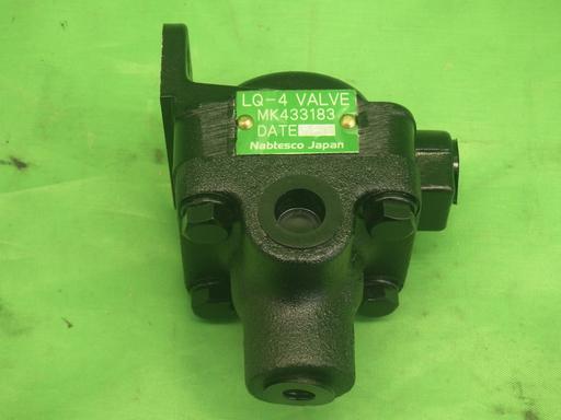 555880015　　クリックすると、もっと大きい画像を表示