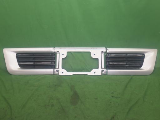 562919002　　クリックすると、もっと大きい画像を表示