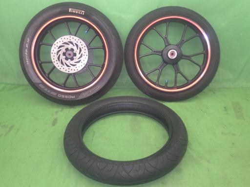 563586001　　クリックすると、もっと大きい画像を表示