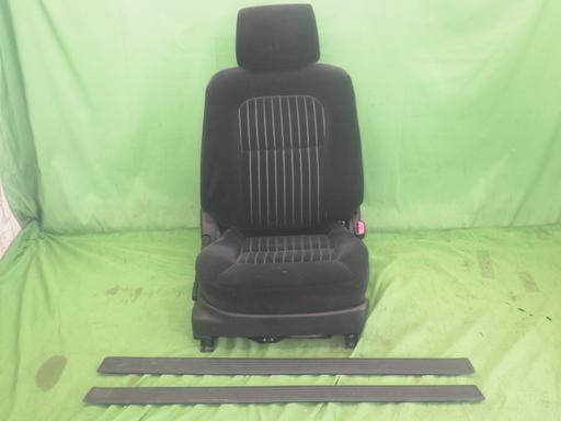 563675001　　クリックすると、もっと大きい画像を表示