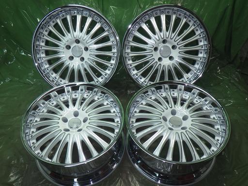 563828001　　クリックすると、もっと大きい画像を表示