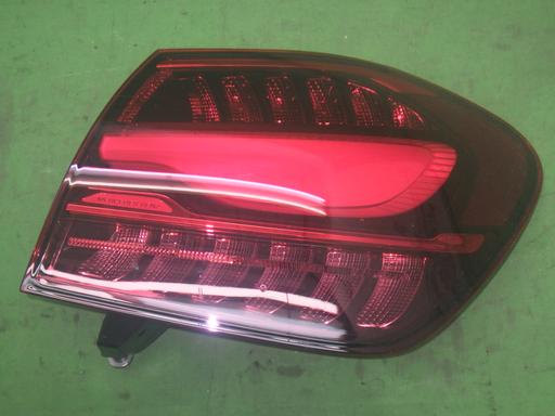 563928004　　クリックすると、もっと大きい画像を表示