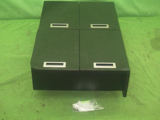 564439001　　クリックすると、もっと大きい画像を表示