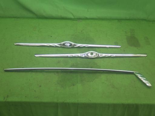 564801008　　クリックすると、もっと大きい画像を表示