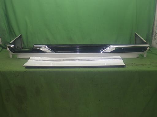 565917001　　クリックすると、もっと大きい画像を表示