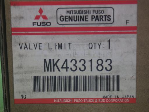 555880015　　クリックすると、もっと大きい画像を表示