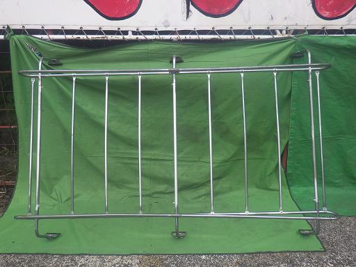 561874001　　クリックすると、もっと大きい画像を表示