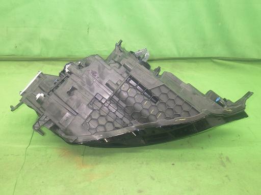 564998002　　クリックすると、もっと大きい画像を表示