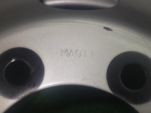 565815009　　クリックすると、もっと大きい画像を表示