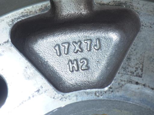 565854002　　クリックすると、もっと大きい画像を表示