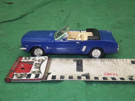 510318016　　クリックすると、もっと大きい画像を表示