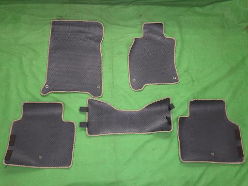 512847004　　クリックすると、もっと大きい画像を表示