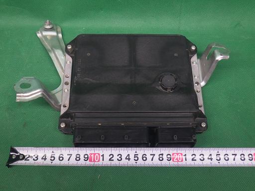 513680008　　クリックすると、もっと大きい画像を表示