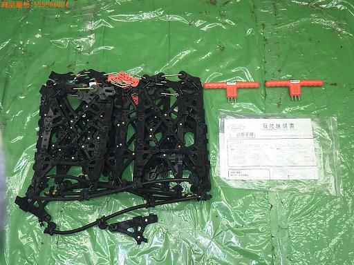 555096004　　クリックすると、もっと大きい画像を表示