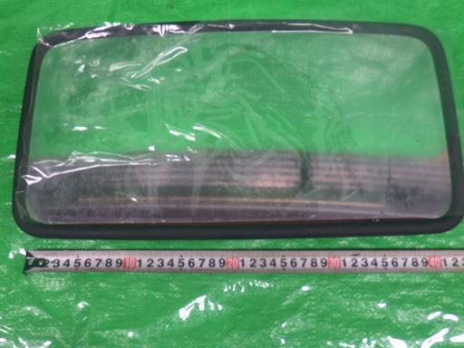 555647025　　クリックすると、もっと大きい画像を表示