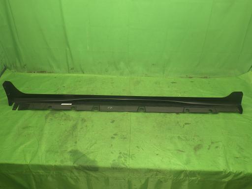 556796002　　クリックすると、もっと大きい画像を表示