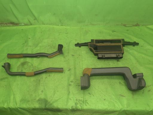 556829003　　クリックすると、もっと大きい画像を表示