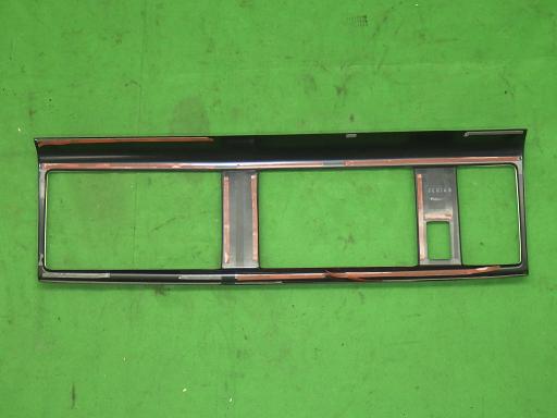 561036005　　クリックすると、もっと大きい画像を表示