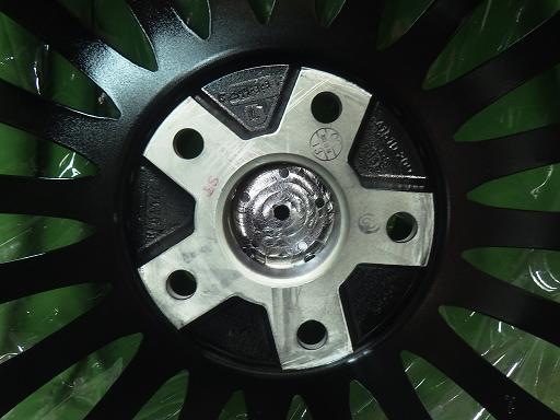 563828002　　クリックすると、もっと大きい画像を表示