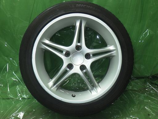 565582001　　クリックすると、もっと大きい画像を表示