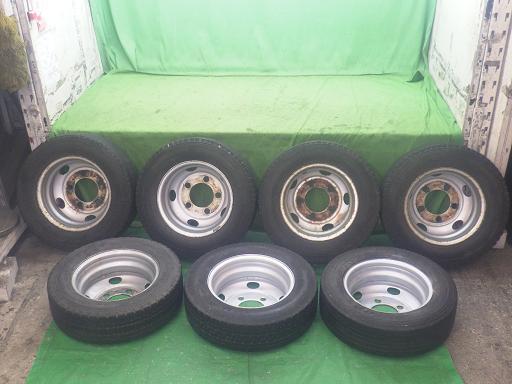 565758003　　クリックすると、もっと大きい画像を表示