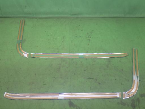 565788010　　クリックすると、もっと大きい画像を表示