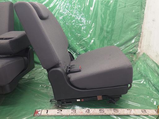 553506016　　クリックすると、もっと大きい画像を表示