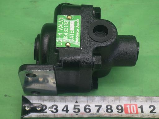 555880015　　クリックすると、もっと大きい画像を表示