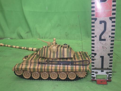 556831001　　クリックすると、もっと大きい画像を表示