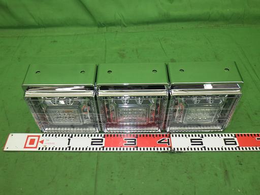 564369001　　クリックすると、もっと大きい画像を表示