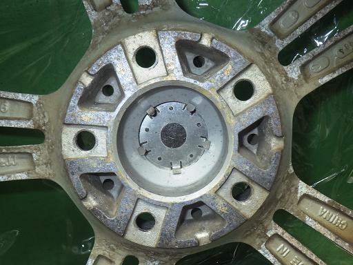 564671003　　クリックすると、もっと大きい画像を表示