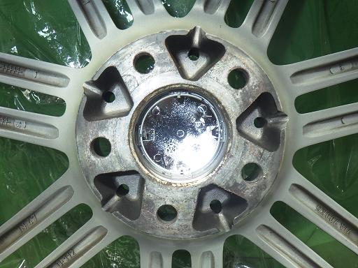 565339001　　クリックすると、もっと大きい画像を表示