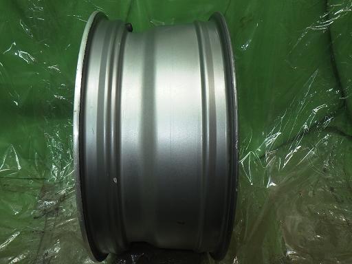 565481004　　クリックすると、もっと大きい画像を表示