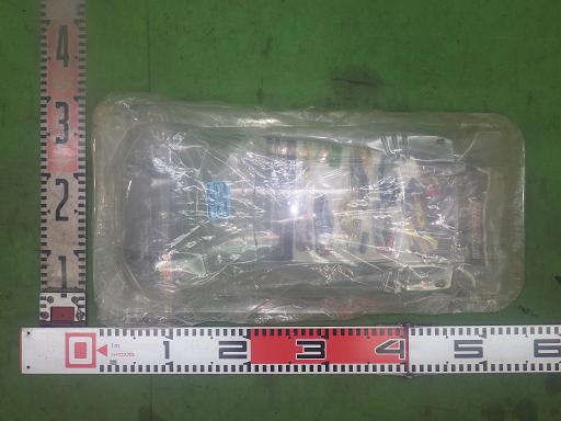 565541016　　クリックすると、もっと大きい画像を表示