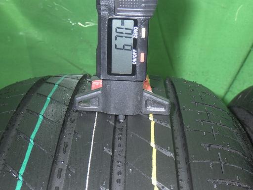 565571002　　クリックすると、もっと大きい画像を表示