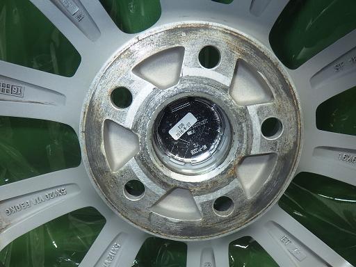 565613001　　クリックすると、もっと大きい画像を表示