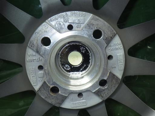 565801001　　クリックすると、もっと大きい画像を表示