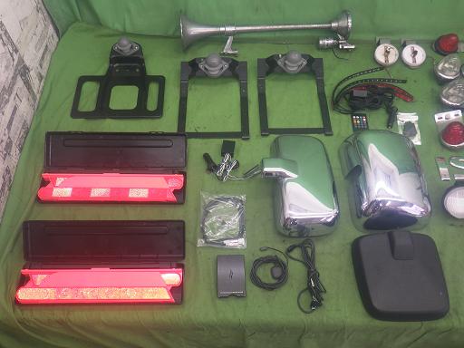 566004006　　クリックすると、もっと大きい画像を表示