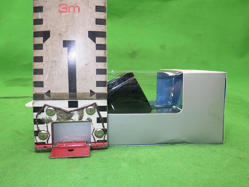 506873037　　クリックすると、もっと大きい画像を表示