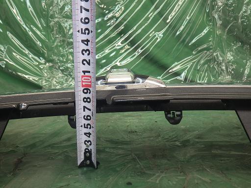 553684001　　クリックすると、もっと大きい画像を表示