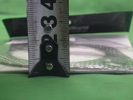 555774002　　クリックすると、もっと大きい画像を表示