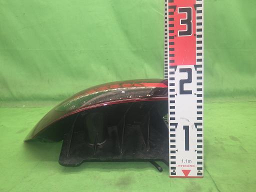 563057005　　クリックすると、もっと大きい画像を表示