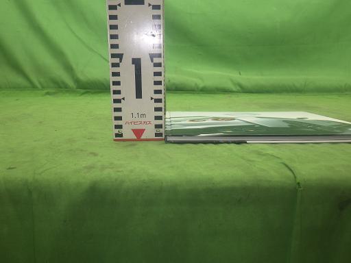 564829006　　クリックすると、もっと大きい画像を表示