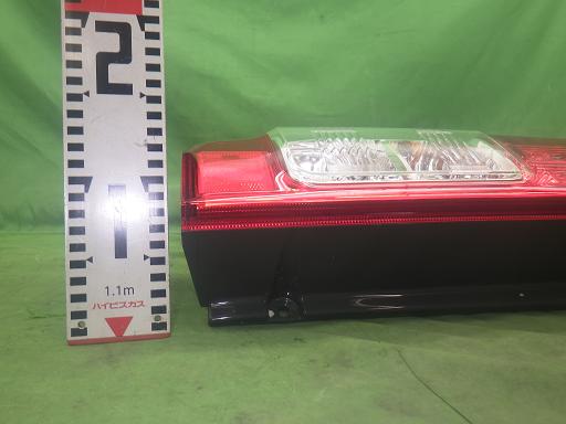 564872001　　クリックすると、もっと大きい画像を表示