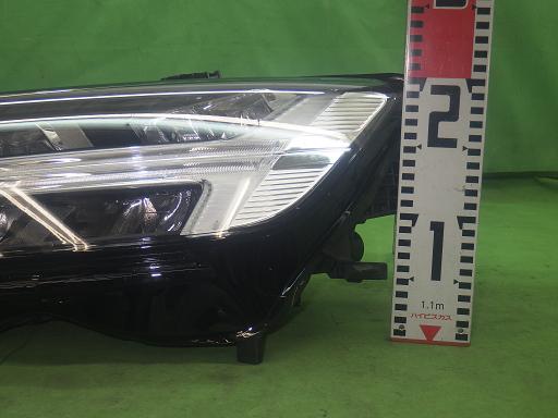 564998002　　クリックすると、もっと大きい画像を表示