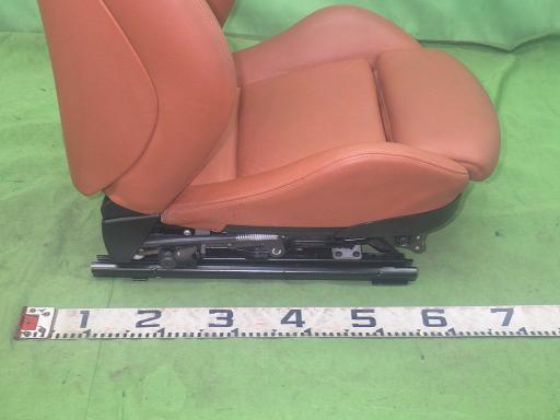 565481008　　クリックすると、もっと大きい画像を表示