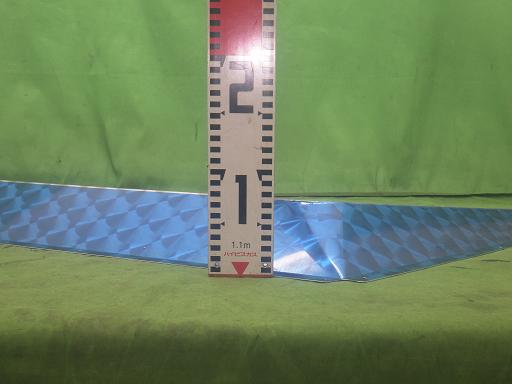 565739005　　クリックすると、もっと大きい画像を表示