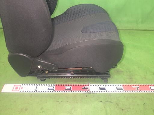 565792001　　クリックすると、もっと大きい画像を表示