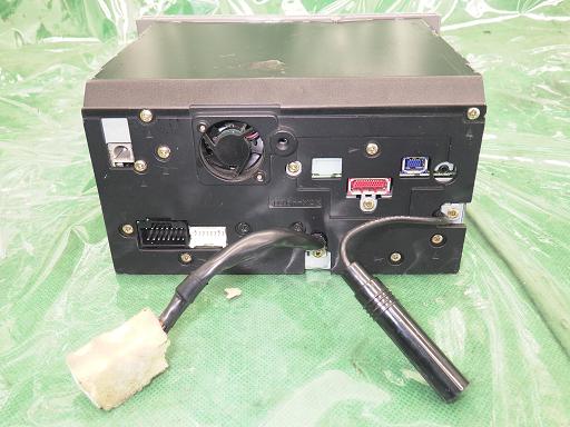 512118001　　クリックすると、もっと大きい画像を表示